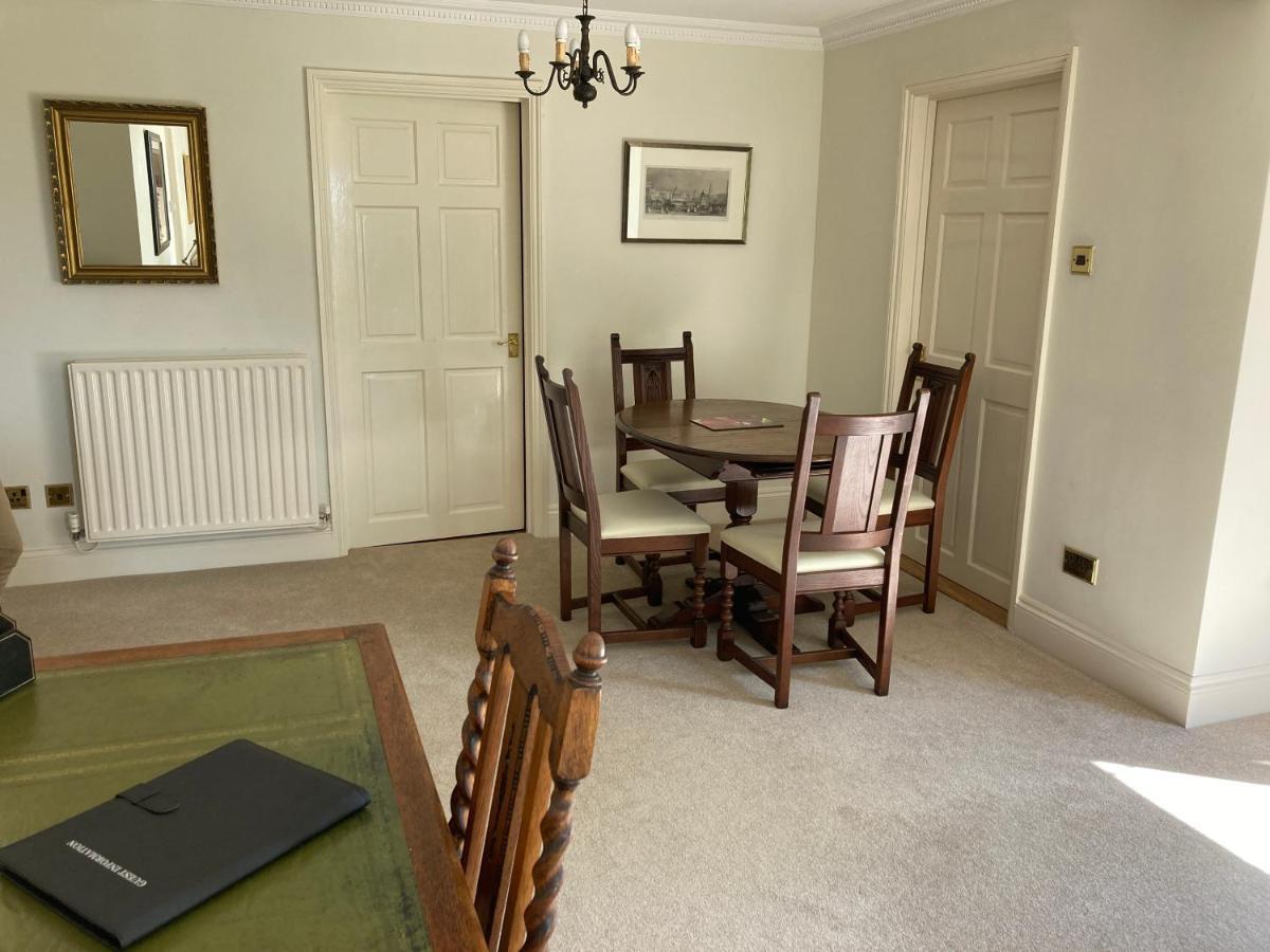 Exclusive 2 Bedroom Apartment With Summer House And Hot Tub Daventry Exterior foto